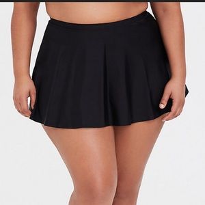 Torrid Swim Skirt  New size 4